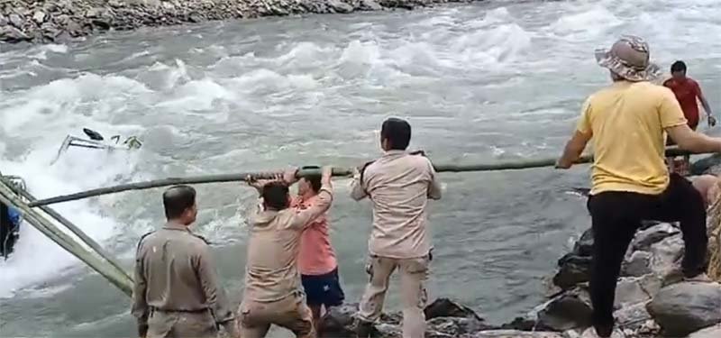 Arunachal: Truck Carrying Iron Rods Falls into Kurung River, Driver Feared Dead