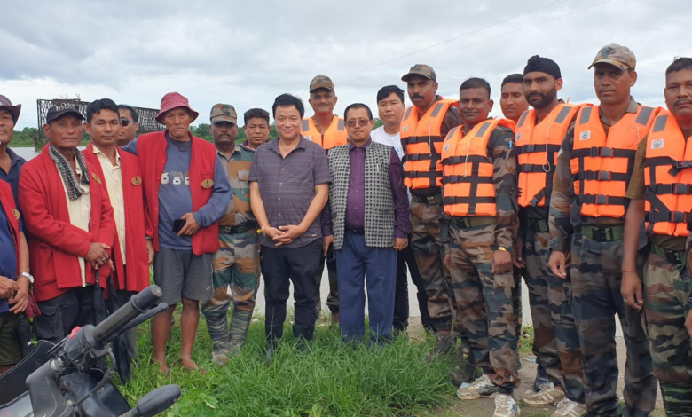 Arunachal: Mebo MLA Oken Tayeng, DC Pasighat Tayi Taggu takes stock of flood situations in 39th Mebo A/C