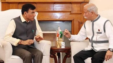 Governor meets Union Sports Minister