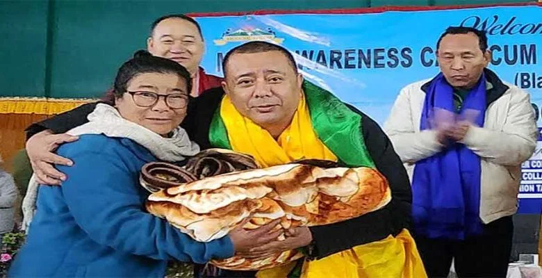 Arunachal: APB&OCWWB and BROLU distribute Welfare Kit to the construction workers