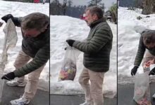 VIRAL VIDEO- Foreign Tourists Take Initiative to Clean Up Sikkim Streets