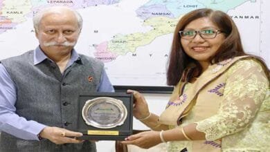 Arunachal: Governor Presents ‘Land of the Rising Sun’ Plaque to Dr. Krishna Chowlu for Pioneering Orchid Research