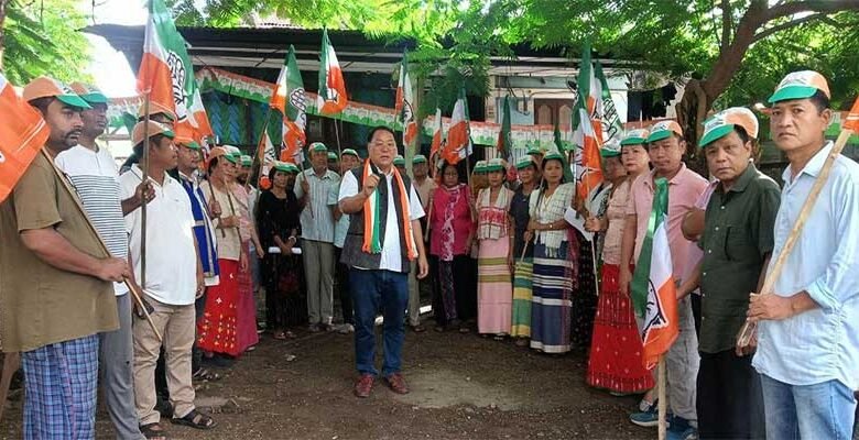 Arunachal: APCC President Bosiram Siram Launches ‘Vote Chori’ Signature Campaign in Pasighat