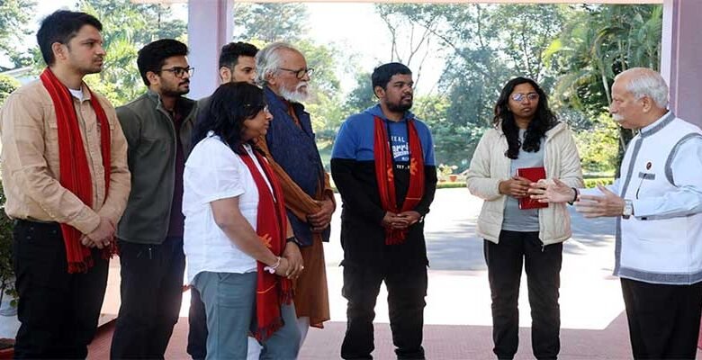 IIM Ahmedabad Shodhyatra Team Meets Arunachal Governor