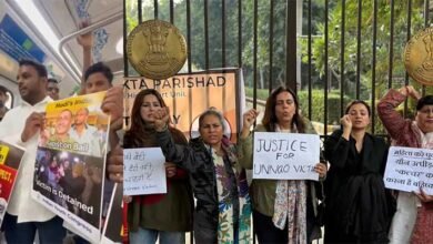 Unnao Rape Case: Protests Erupt in Delhi Metro and Outside HC Against suspension of Sengar's jail term