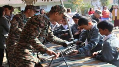 Arunachal: Indian Army Holds Weapons Display at Aalo School