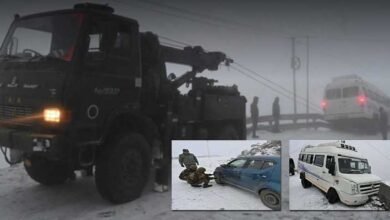 Arunachal: Army Evacuates Stranded Travellers at Sela Top