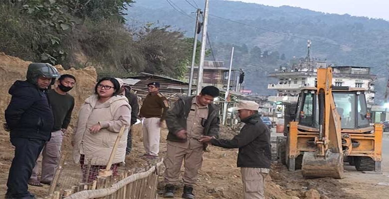 Arunachal: Illegal structures evicted along highway in Daporijo