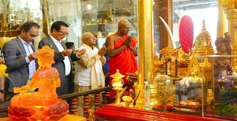 Indian Delegation Arrives in Colombo for Buddha Relics