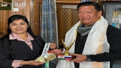 Arunachal: CM Pema Khandu Congratulates Powerlifting Gold Medalist Akbari Khatoon of Tawang
