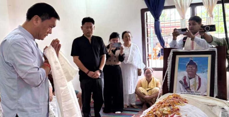 Arunachal: Pema Khandu Pays Last Respects to Indigenous Leader Dr. Bengia Tolum