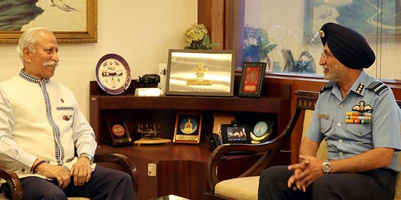 Governor Parnaik Highlights Arunachal’s Development Journey at NEC, Discusses Connectivity with Eastern Air Command