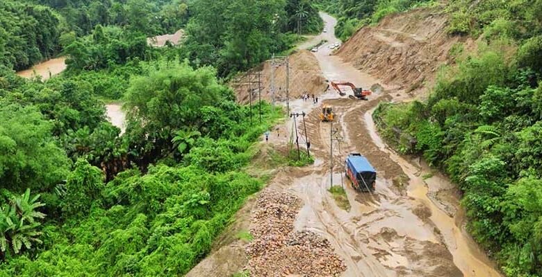 Arunachal: Heavy Rainfall Triggers Road Blockades at Multiple Locations in Lower Siang