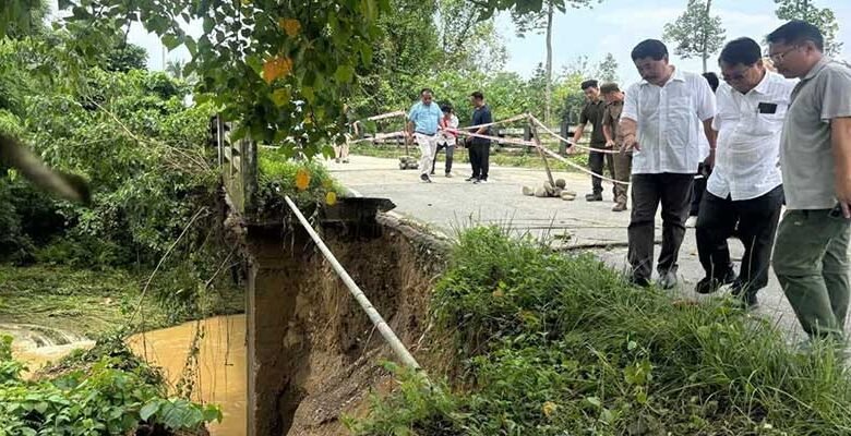 Minister Wangki Lowang Inspects Flood-Damaged Infrastructure in Deomali