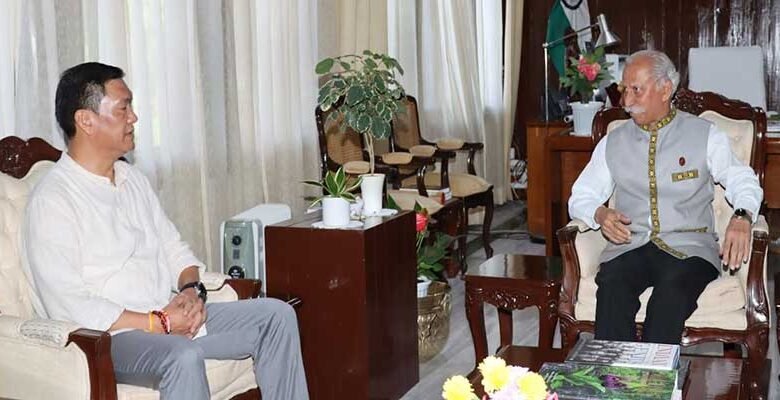Governor KT Parnaik congratulated CM Pema Khandu on completing 10 years in office and praised Arunachal's progress in governance and digital services.
