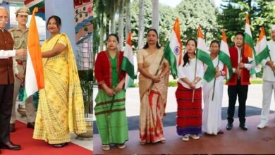 Governor KT Parnaik Presents Tiranga to Lok Bhavan Officials, Urges Patriotism