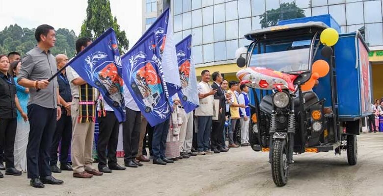 Chief Minister Flags Off Matsya e-Vaahini and e-Rickshaw to Support Fish Farmers﻿